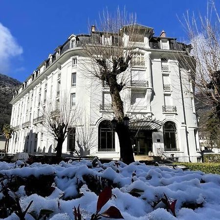 101 Pyrenees Palace Appartement Bagnères-de-Luchon Buitenkant foto