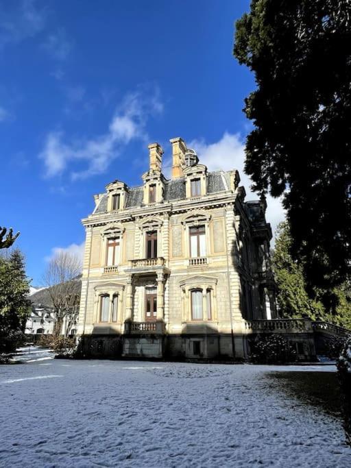 101 Pyrenees Palace Appartement Bagnères-de-Luchon Buitenkant foto