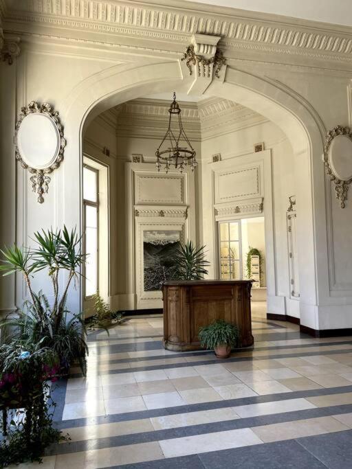101 Pyrenees Palace Appartement Bagnères-de-Luchon Buitenkant foto